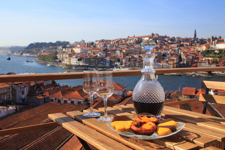 Porto, By Art In Voyage