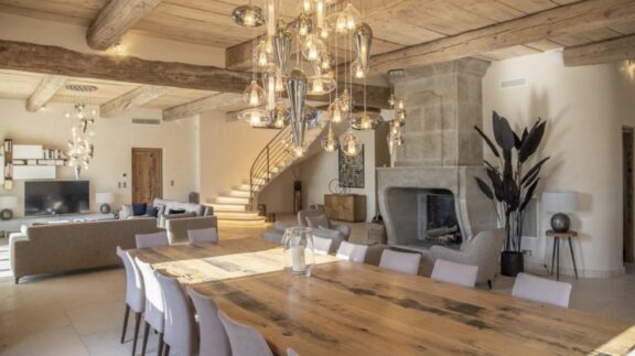 Provence by Art in Voyage