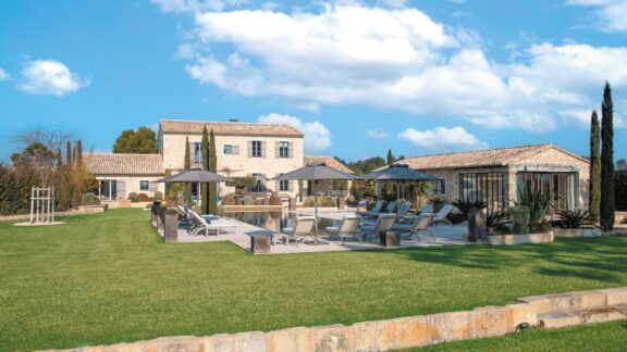 Provence by Art in Voyage