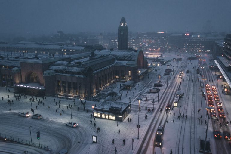 City-covered-in-snow-Finland-by-Art-in-Voyage